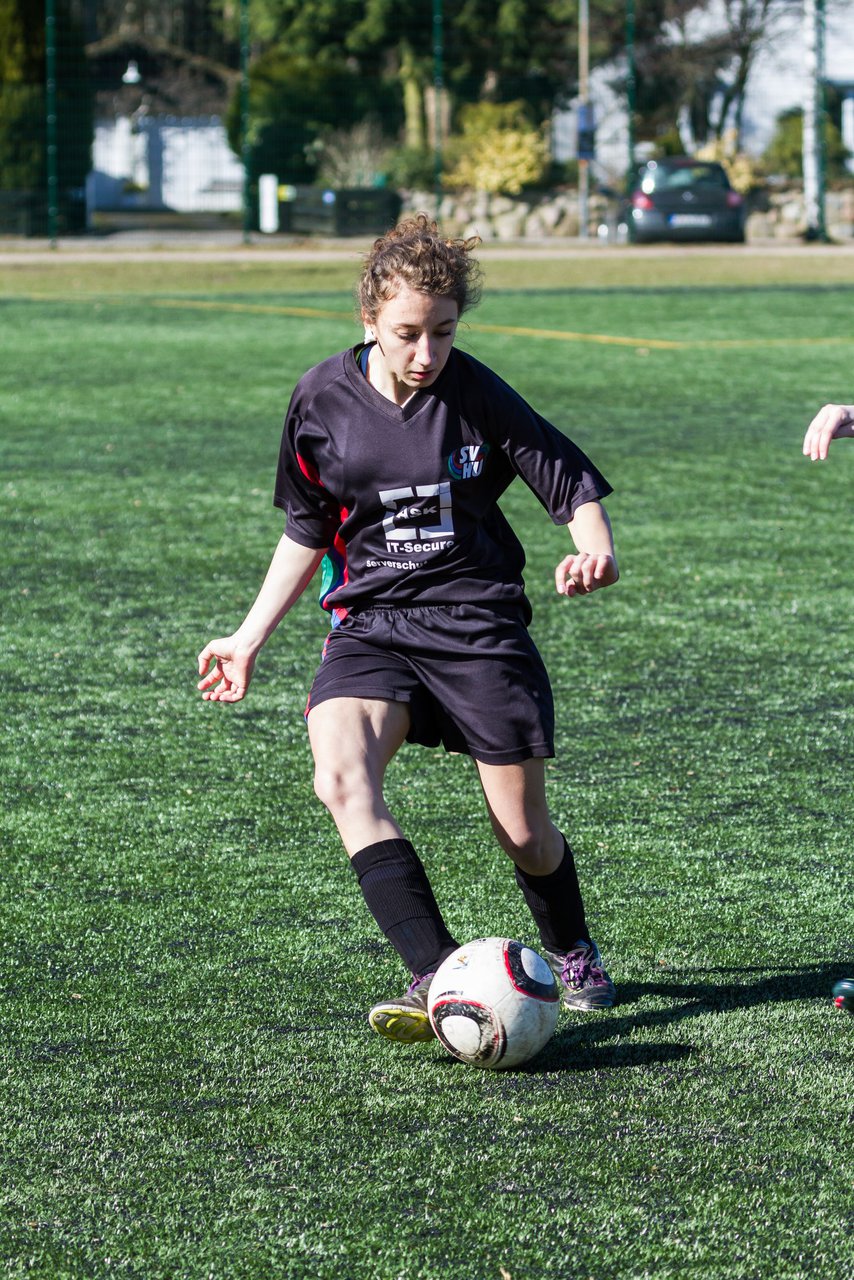 Bild 108 - B-Juniorinnen SV Henstedt-Ulzburg - MTSV Olympia Neumnster : Ergebnis: 0:4